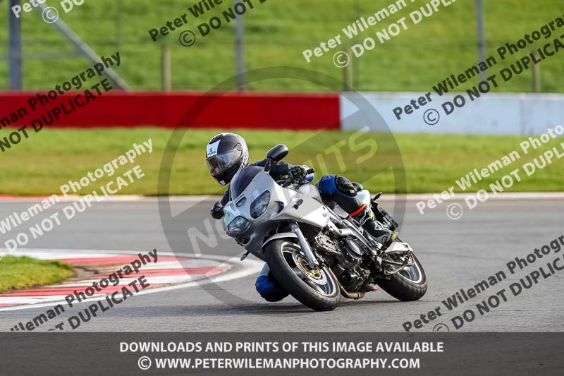 donington no limits trackday;donington park photographs;donington trackday photographs;no limits trackdays;peter wileman photography;trackday digital images;trackday photos